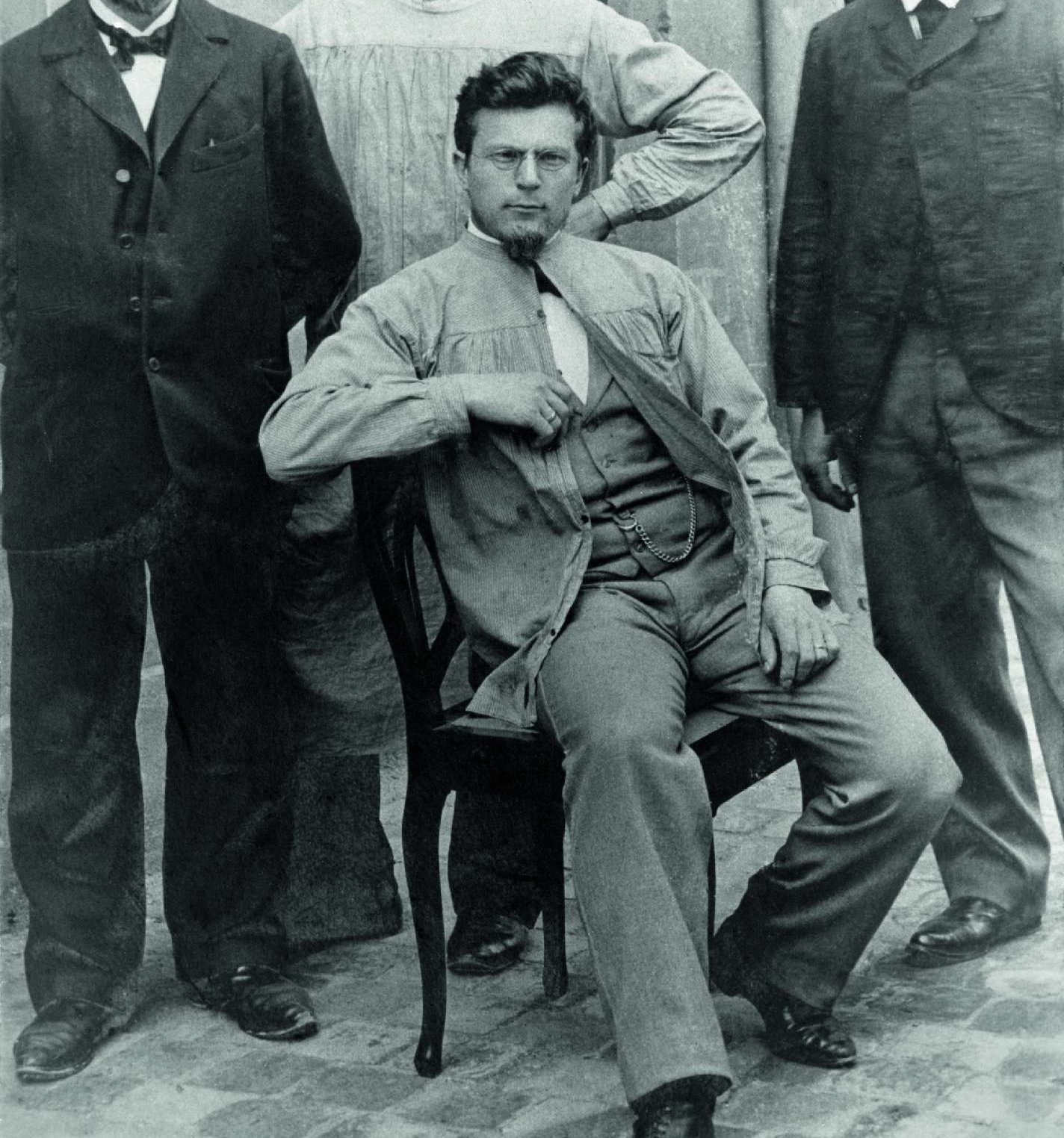 Karl Schmidt, Mitte vorn, um 1900, Firmenarchiv im SHStA Dresden, © DW, 104_09_05, Repro Lothar Sprenger