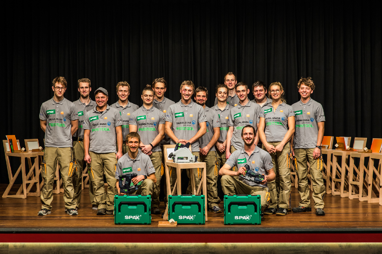 Alle Teilnehmer der Deutschen Meisterschaften im Tischler- und Schreinerhandwerk, © Foto: PR DW